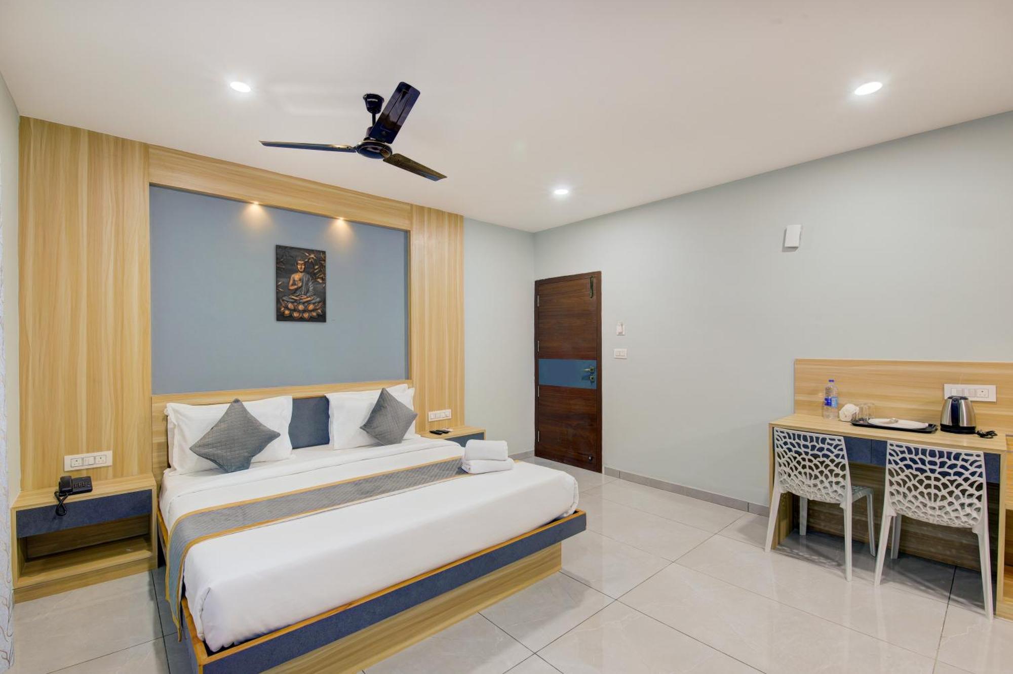 Hotel Park Lane Yelahanka Bengaluru Zewnętrze zdjęcie