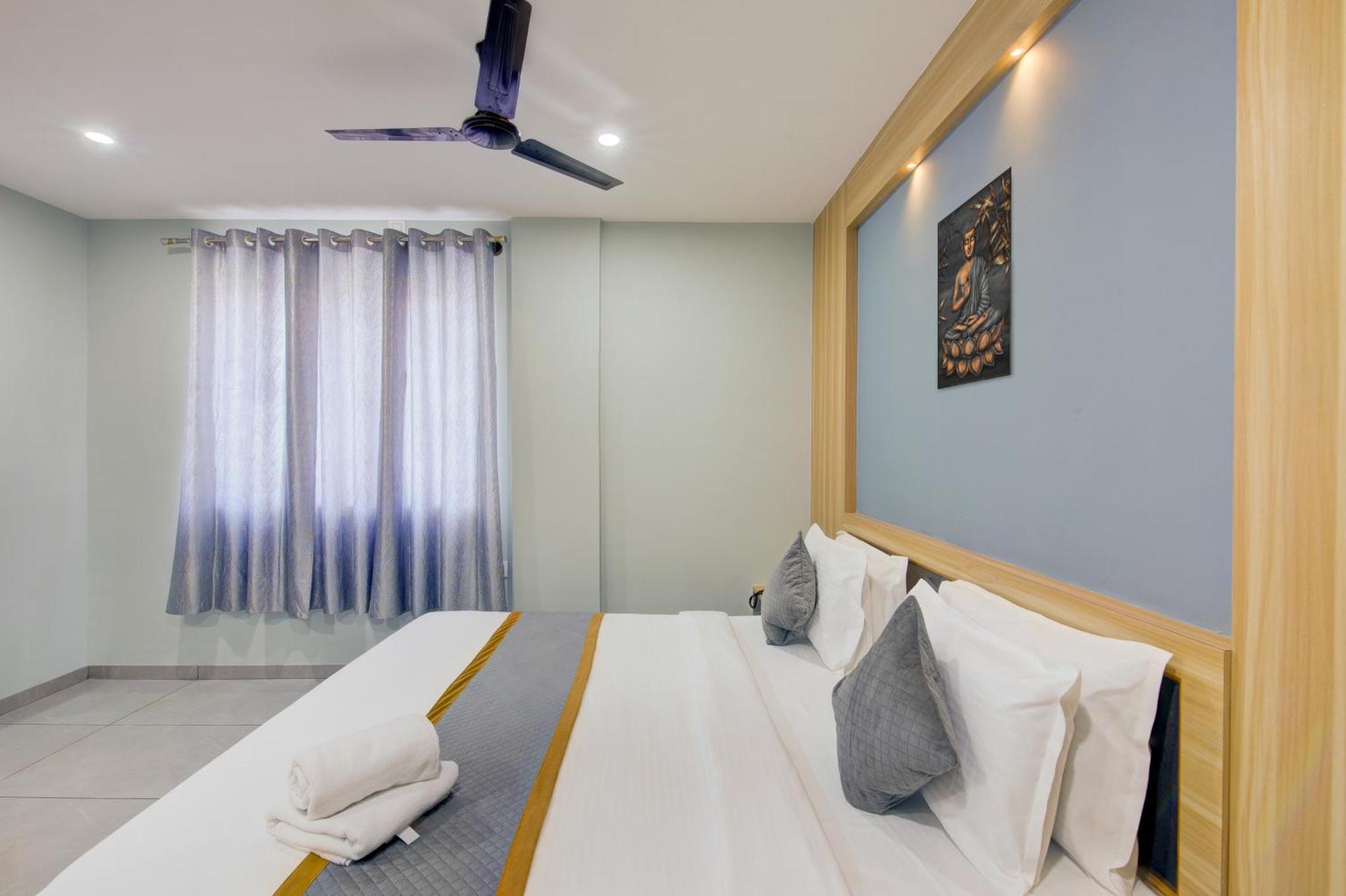 Hotel Park Lane Yelahanka Bengaluru Zewnętrze zdjęcie