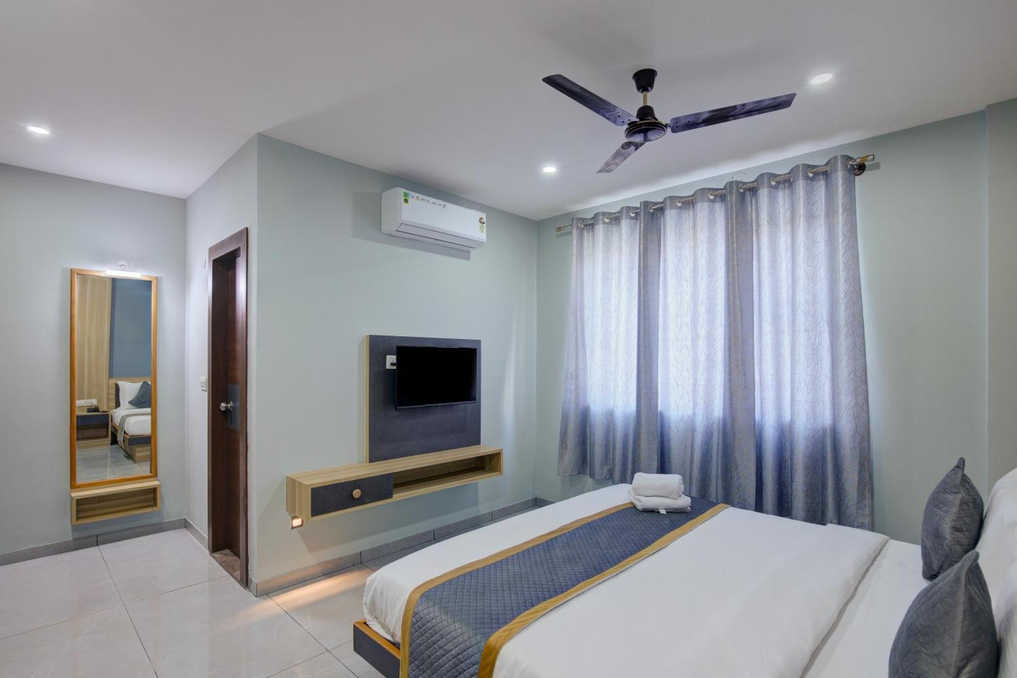 Hotel Park Lane Yelahanka Bengaluru Zewnętrze zdjęcie